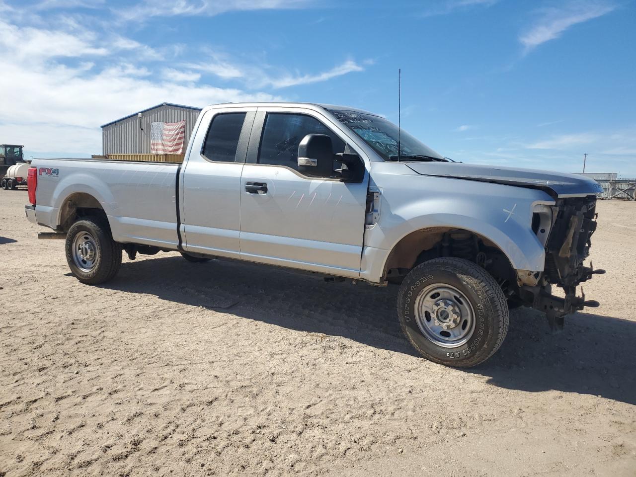 2022 FORD F250 SUPER - Image 4