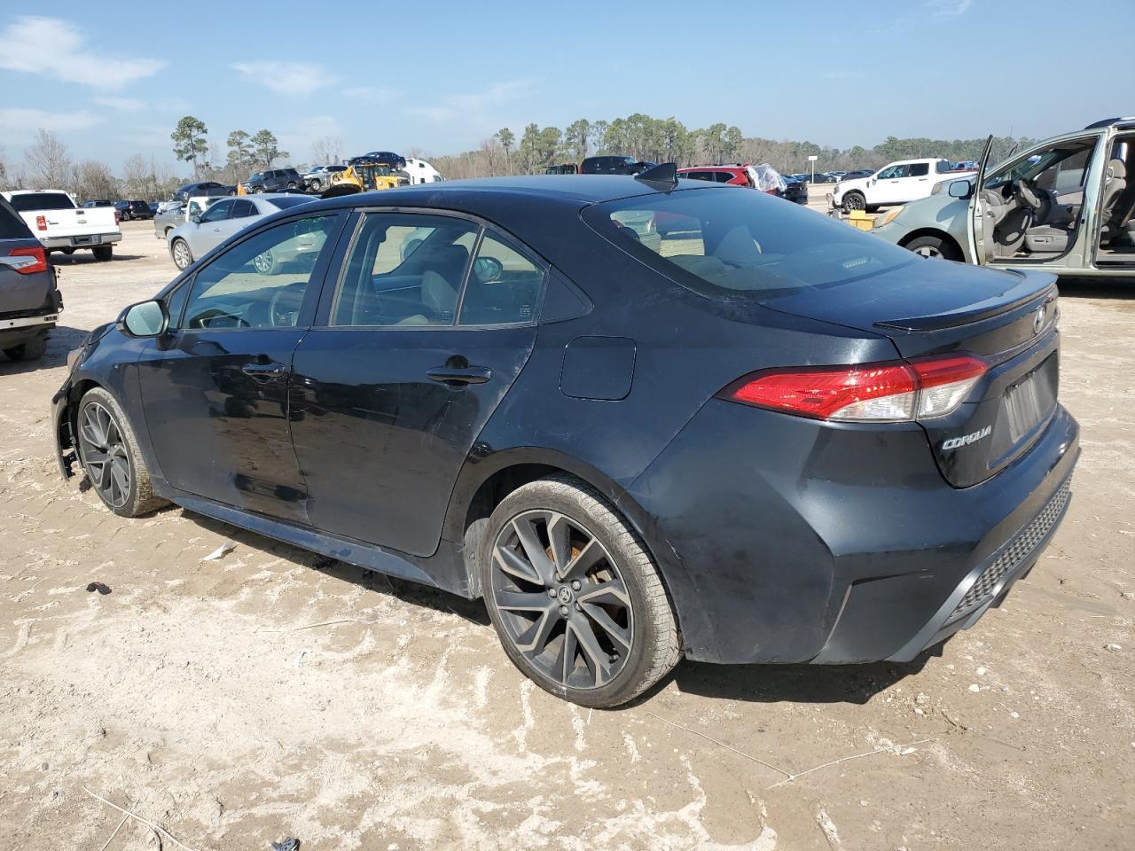 2020 TOYOTA COROLLA SE - Image 2