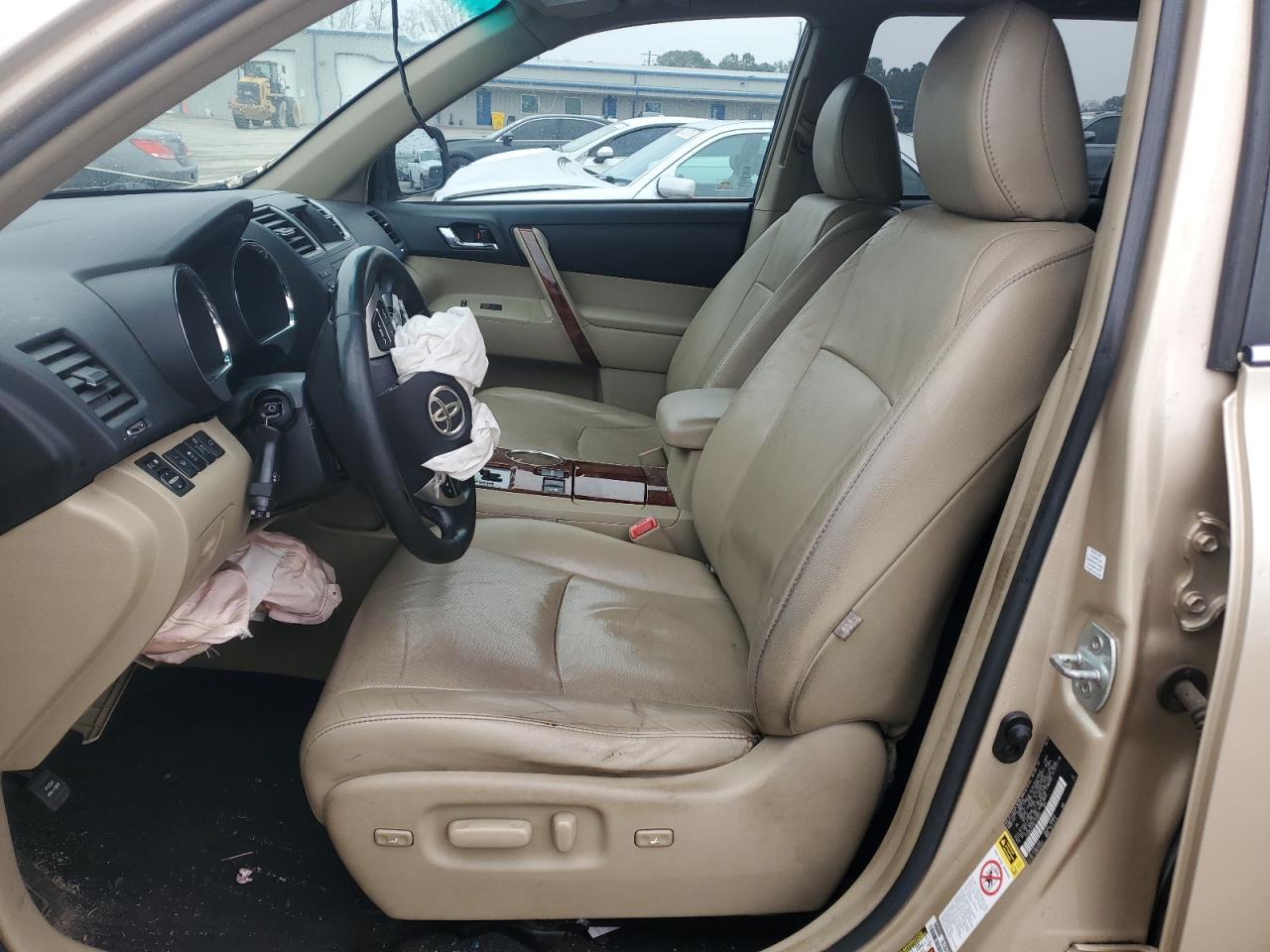 2012 TOYOTA HIGHLANDER - Image 7