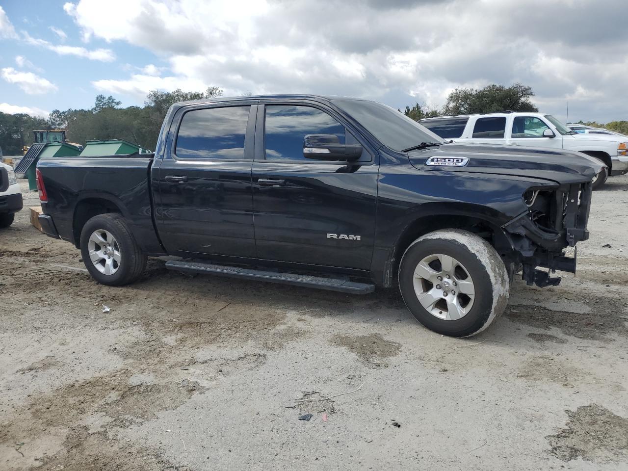 2019 RAM 1500 BIG H - Image 4