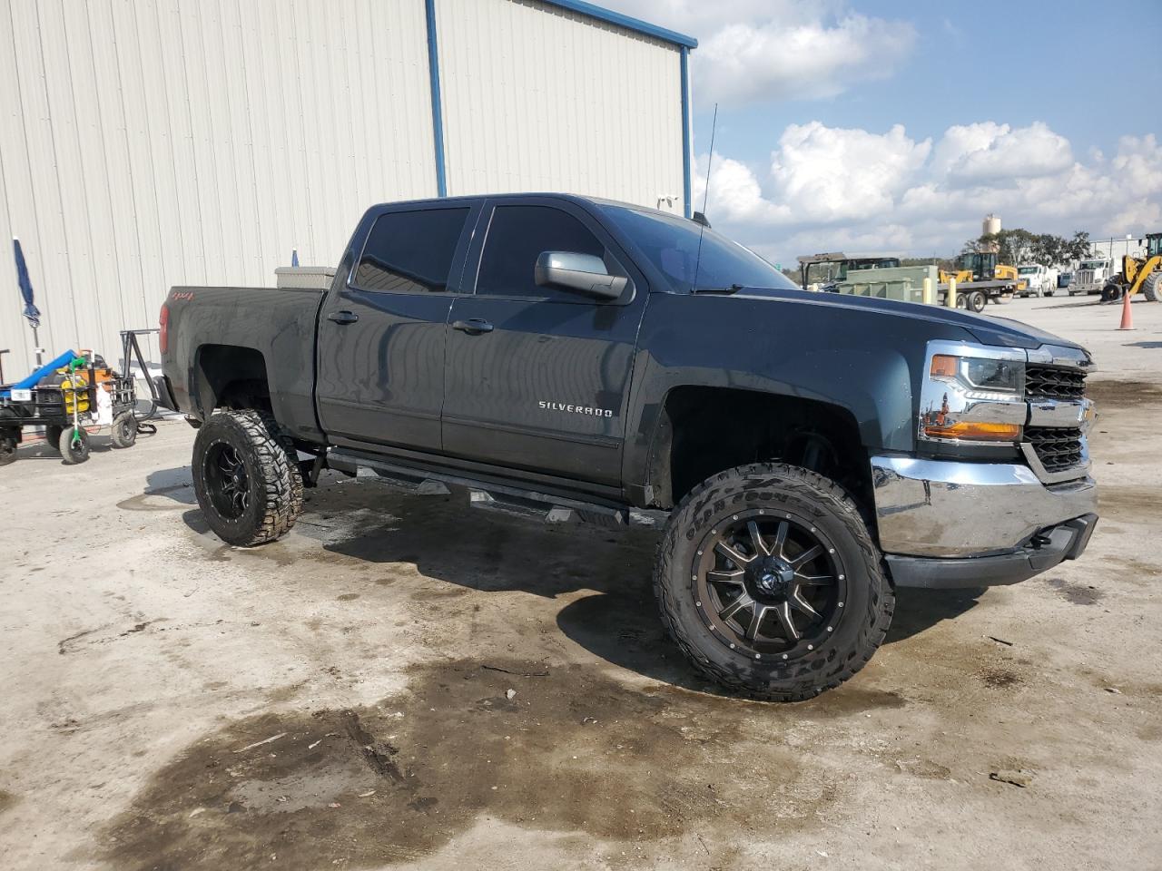 2018 CHEVROLET SILVERADO - Фото 4
