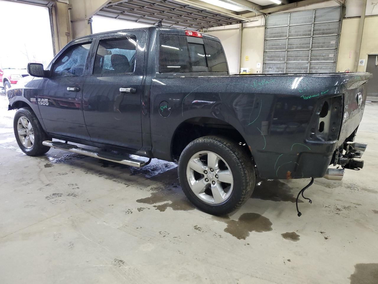 2015 RAM 1500 SLT - Image 2