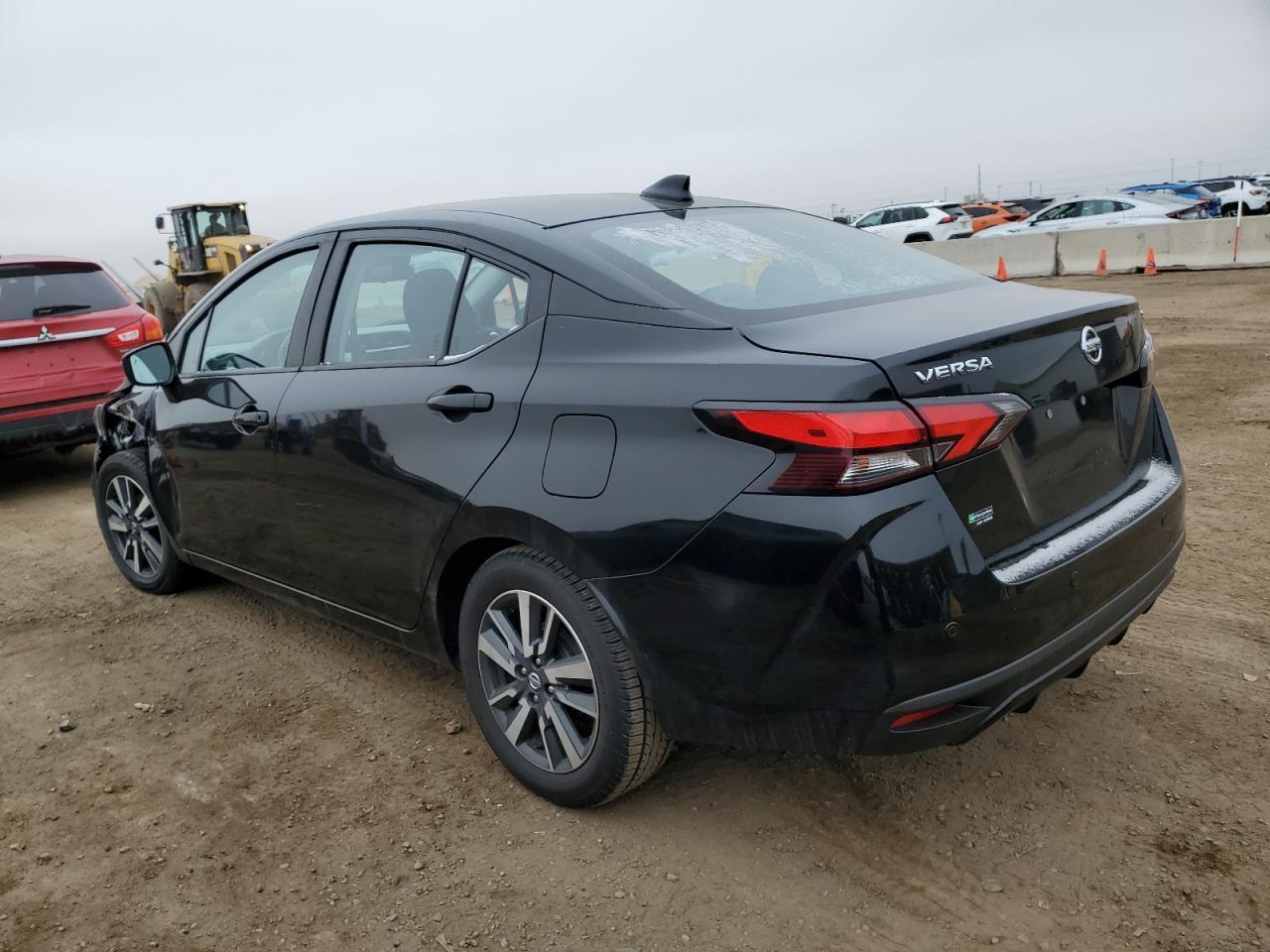 2021 NISSAN VERSA SV - Фото 2