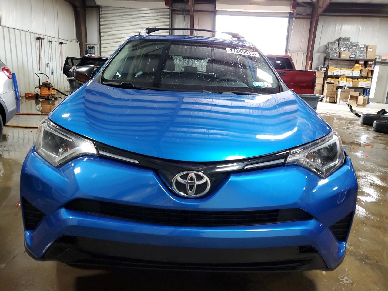 2016 TOYOTA RAV4 LE - Фото 5