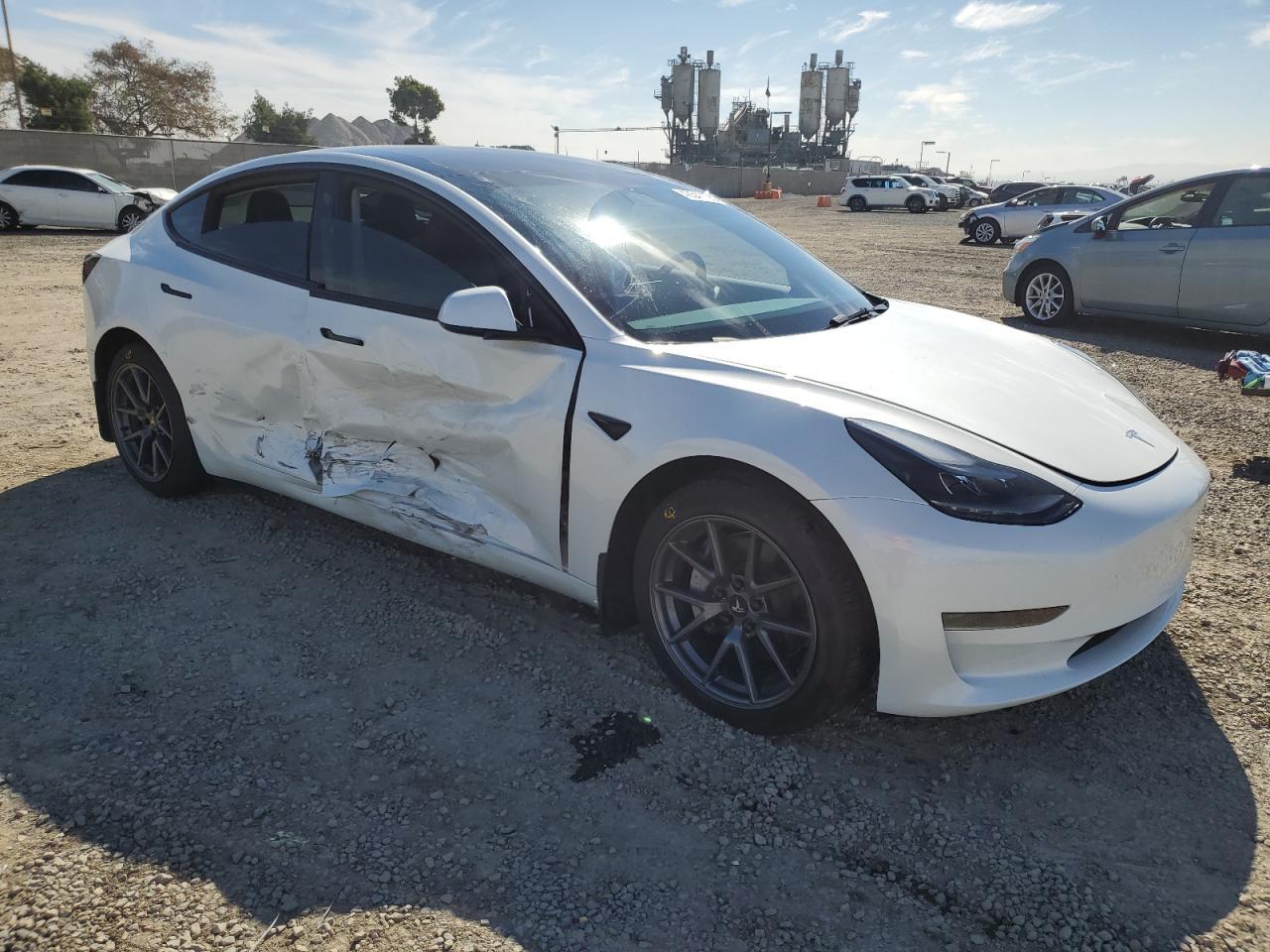 2023 TESLA MODEL 3 - Фото 4