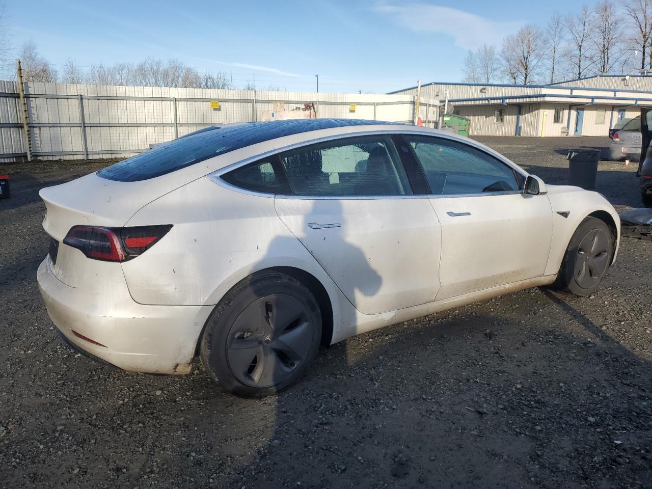 2019 TESLA MODEL 3 - Image 3