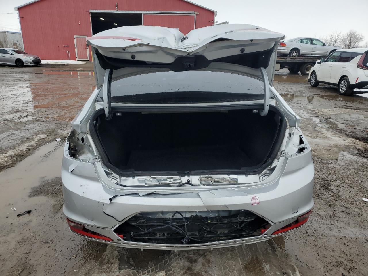 2019 HYUNDAI ELANTRA SE - Фото 6