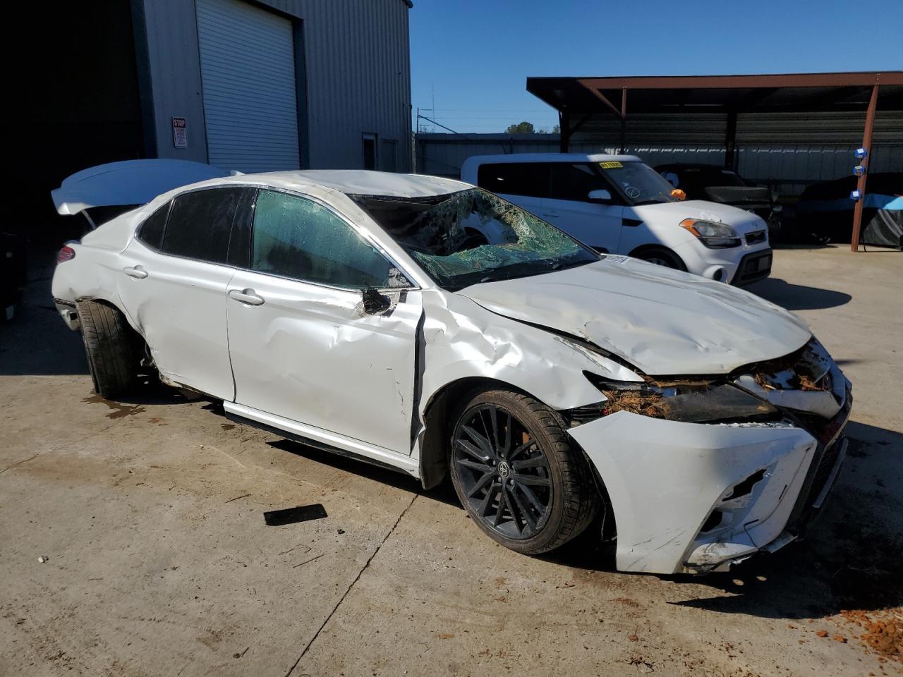 2021 TOYOTA CAMRY XSE - Фото 4