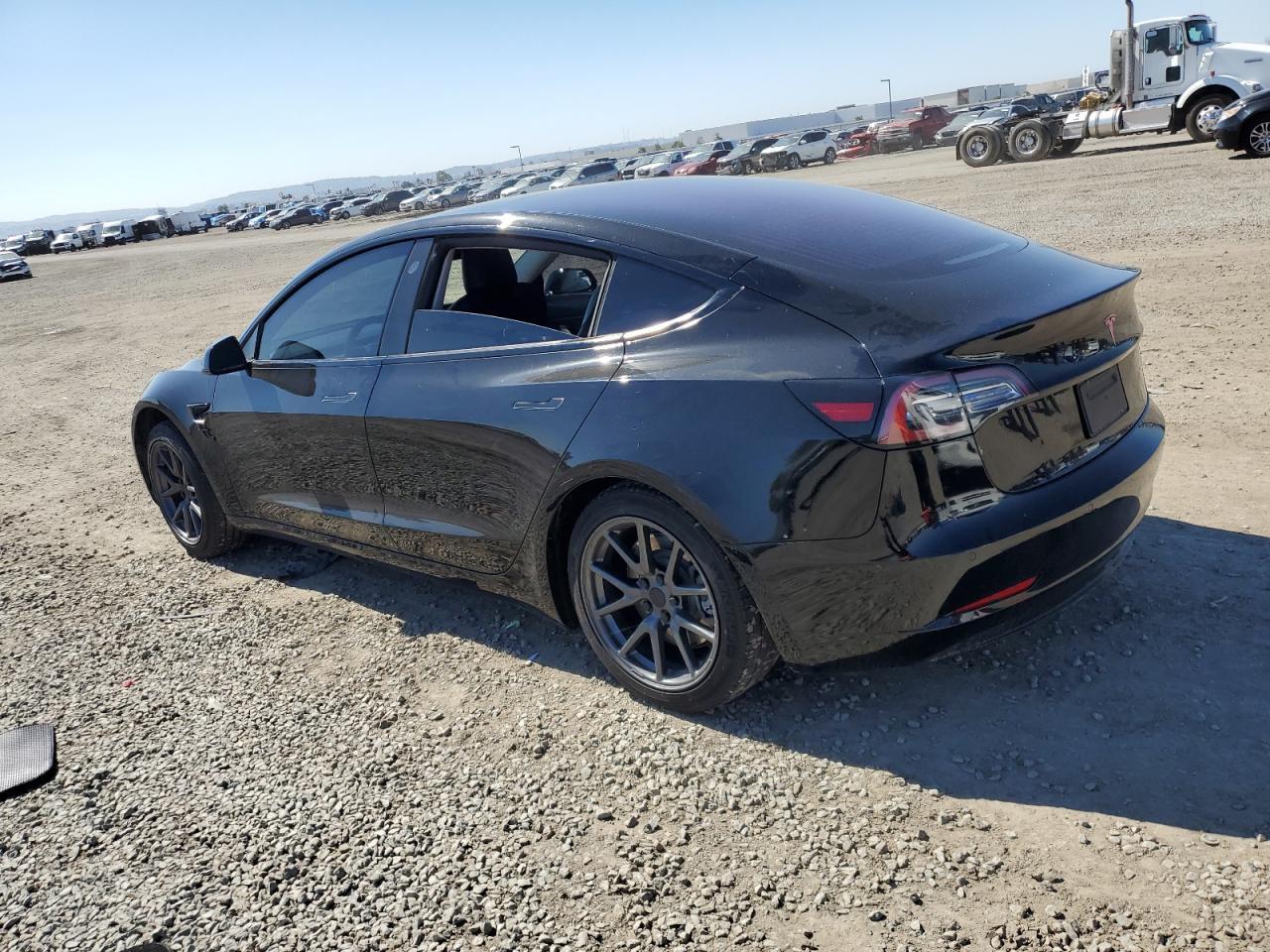 2019 TESLA MODEL 3 - Image 2