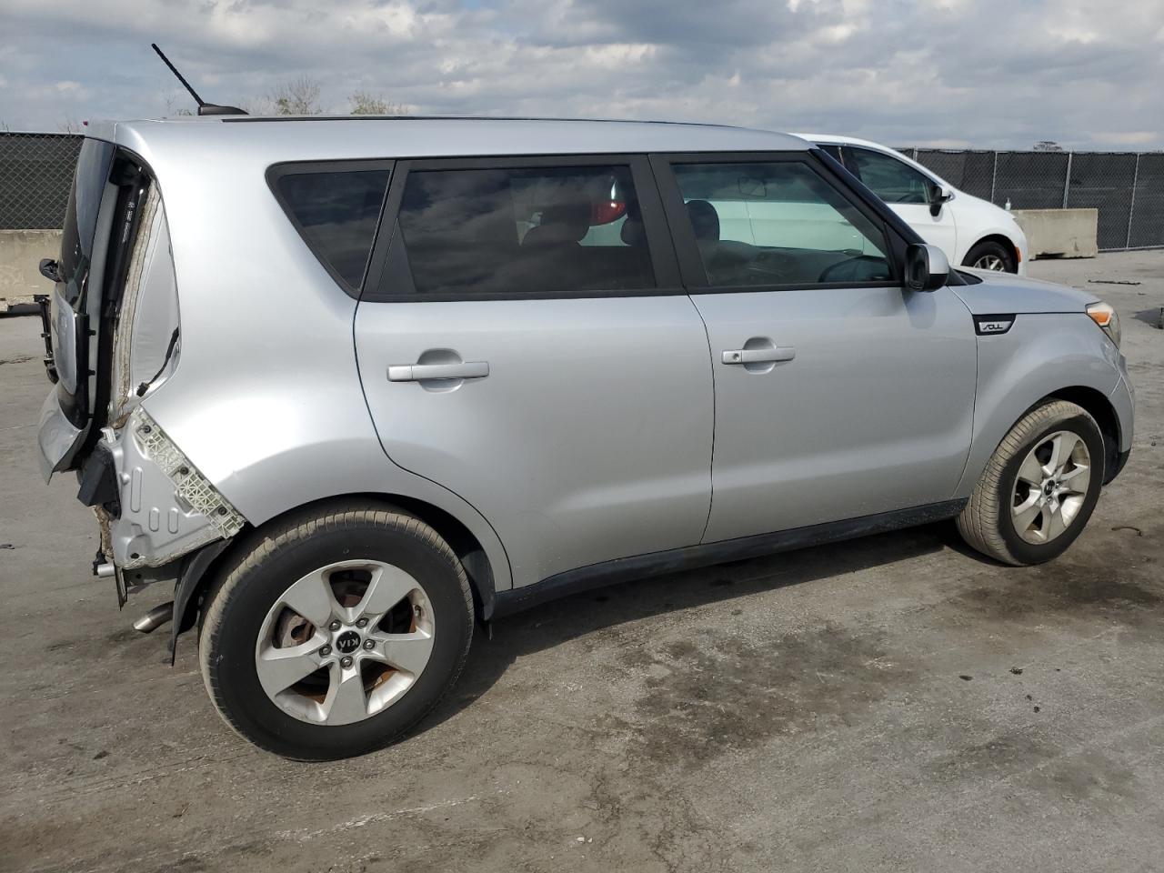 2019 KIA SOUL - Фото 3