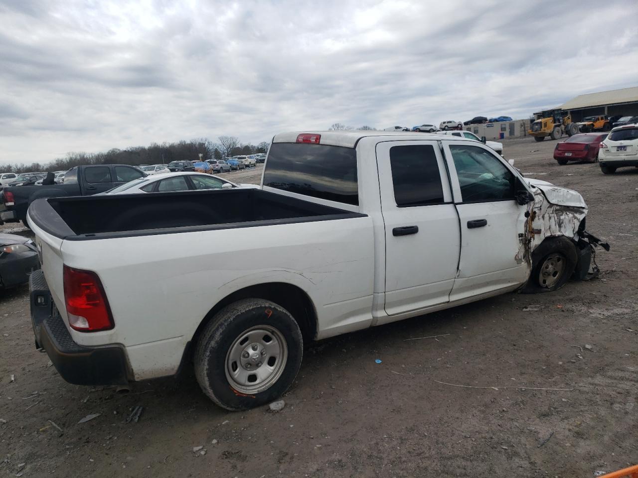 2019 RAM 1500 CLASS - Фото 3