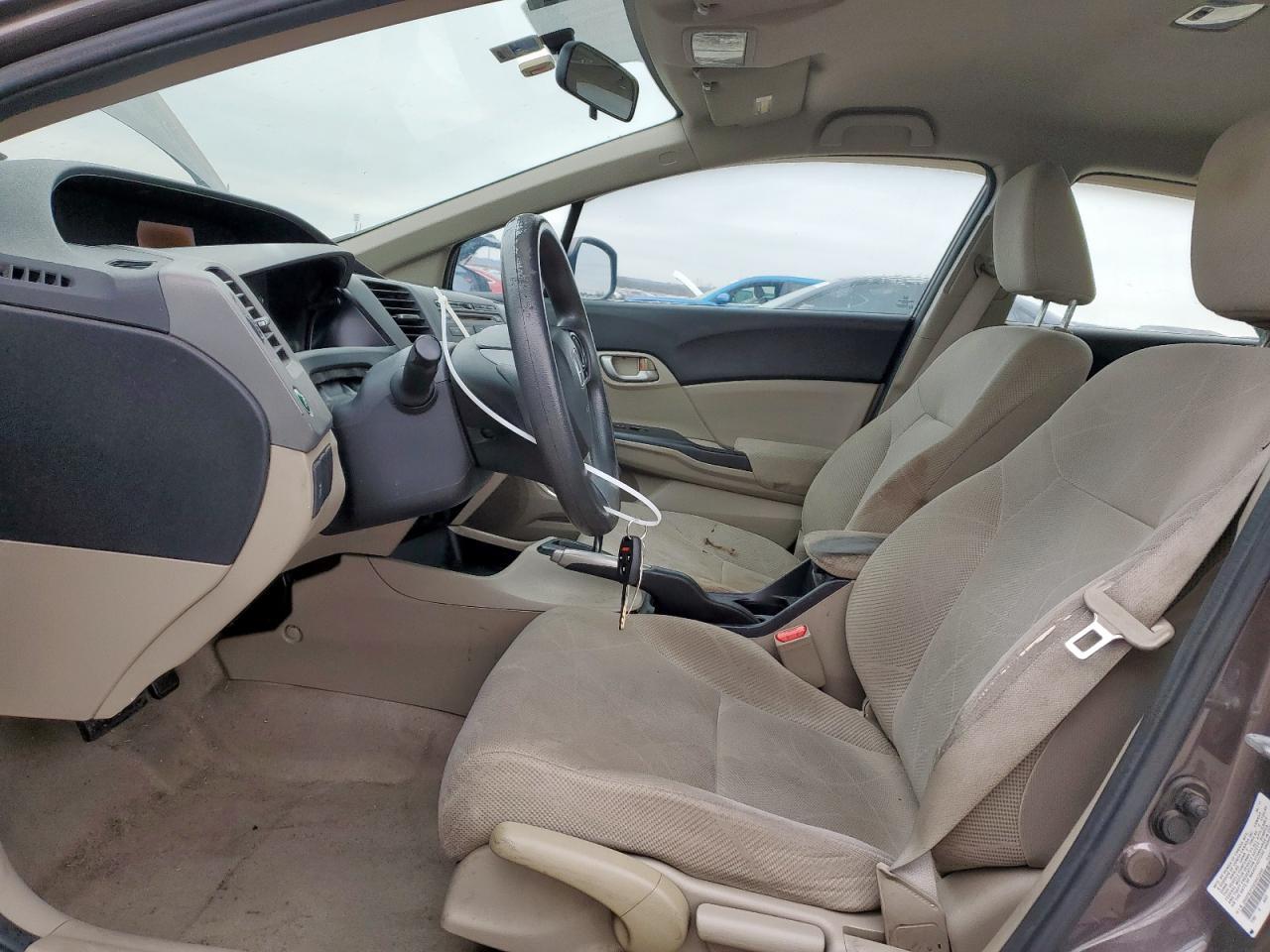 2012 HONDA CIVIC LX - Фото 7