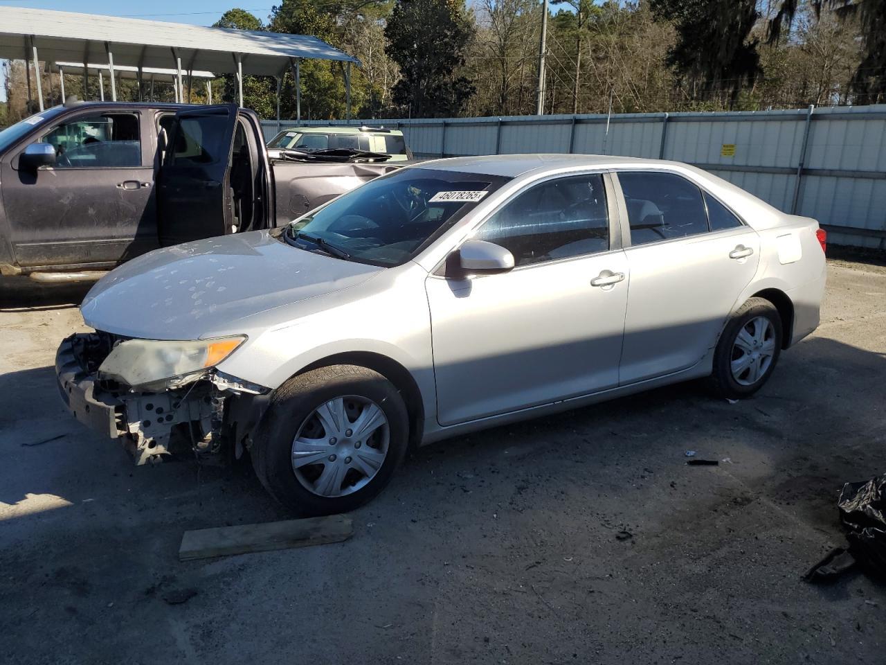 2014 TOYOTA CAMRY L