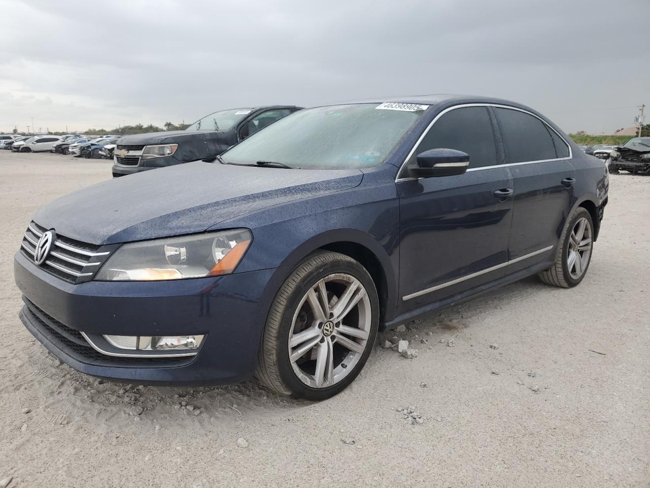 2015 VOLKSWAGEN PASSAT SE