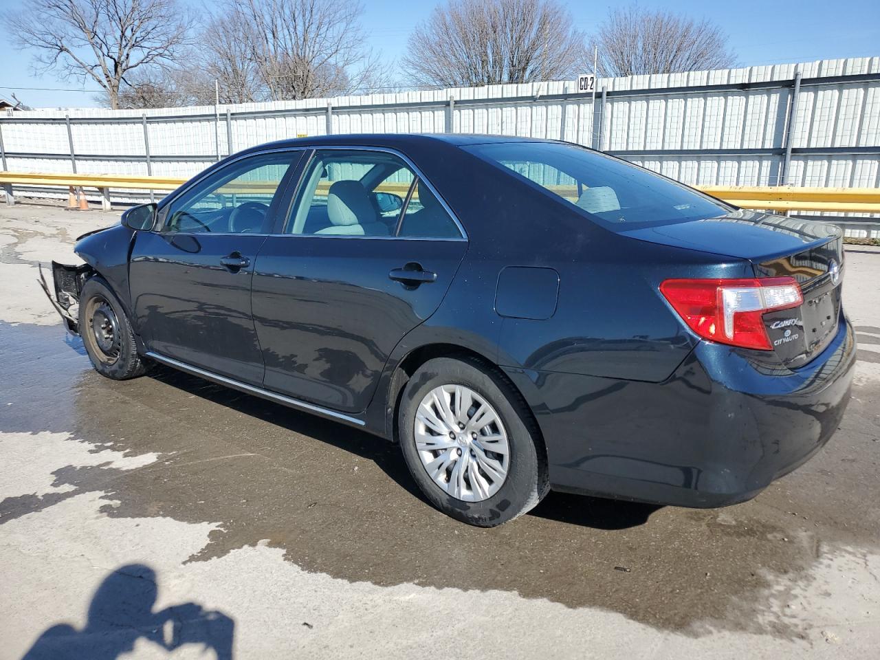 2014 TOYOTA CAMRY L - Image 2