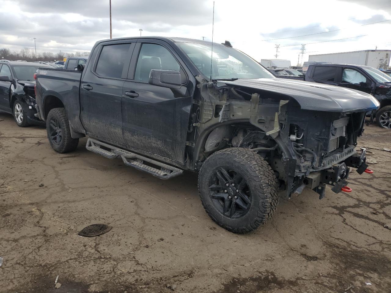 2021 CHEVROLET SILVERADO - Фото 4