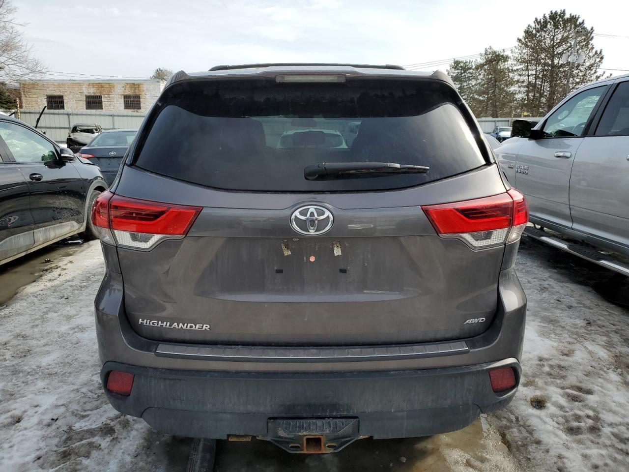 2019 TOYOTA HIGHLANDER - Фото 6