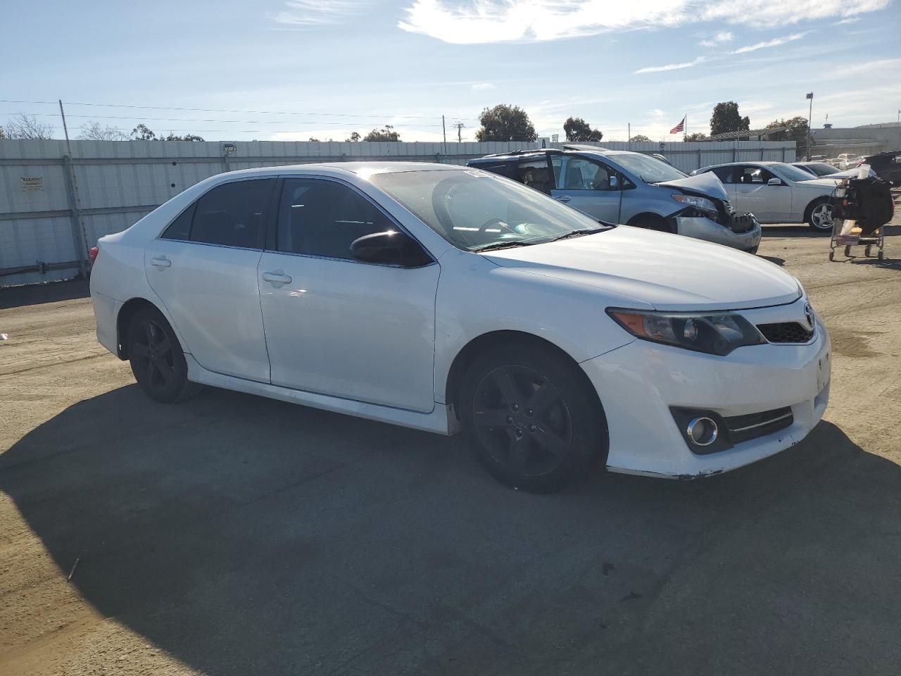 2013 TOYOTA CAMRY L - Image 4