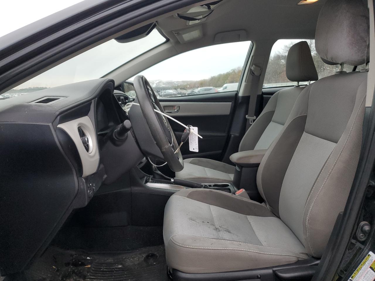 2018 TOYOTA COROLLA L - Image 7