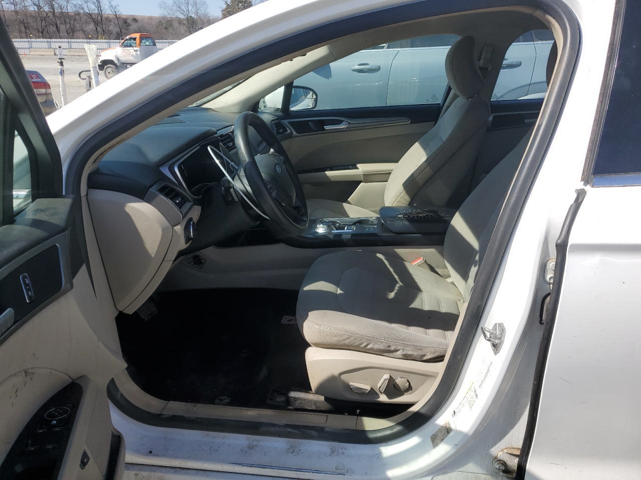 2017 FORD FUSION SE - Фото 7