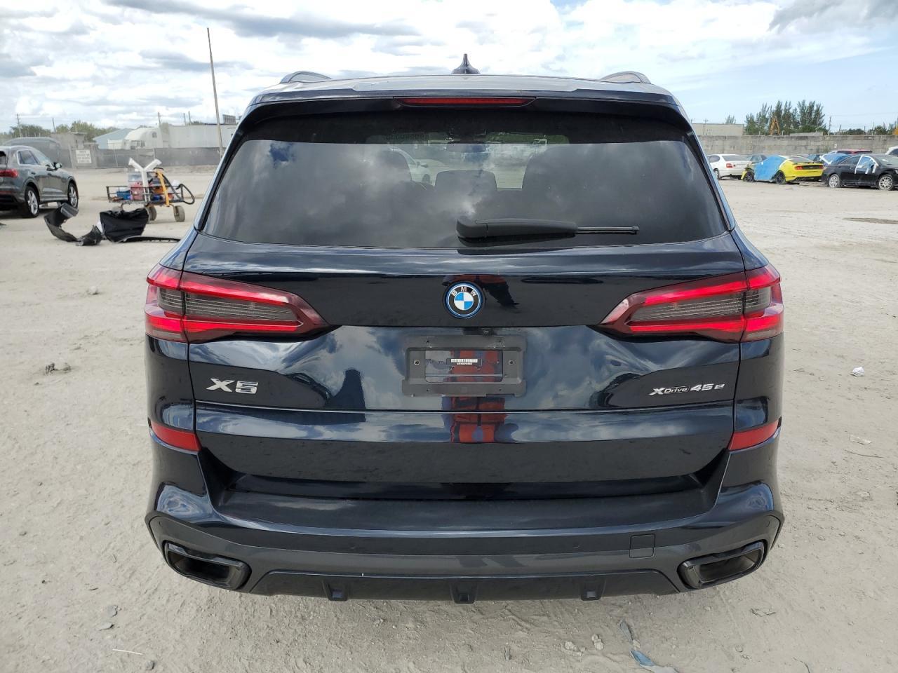 2023 BMW X5 XDRIVE4 - Image 6