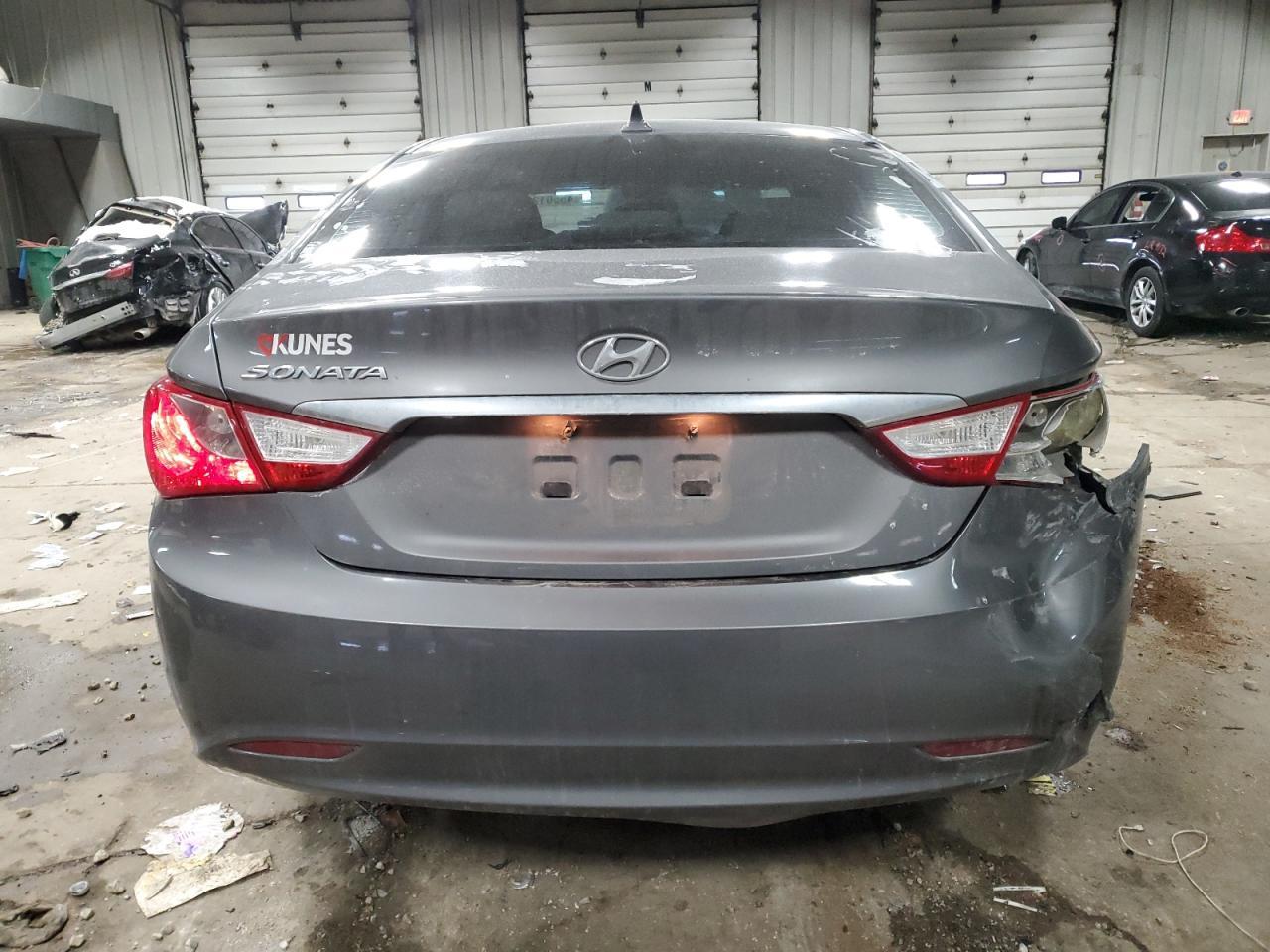2011 HYUNDAI SONATA GLS - Image 6