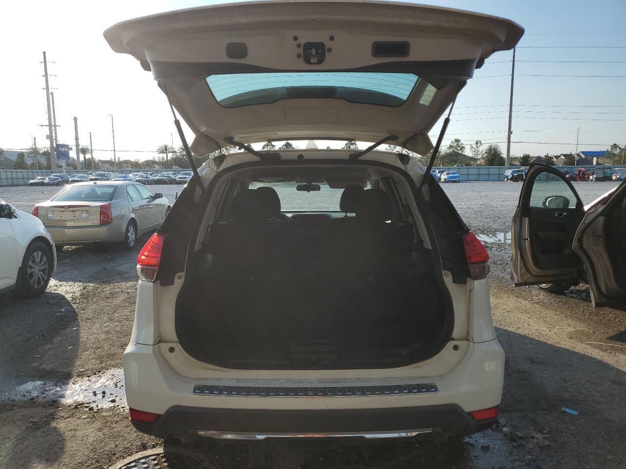2017 NISSAN ROGUE S - Фото 6