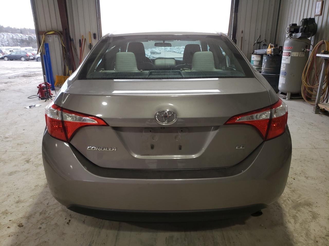 2015 TOYOTA COROLLA L - Фото 6