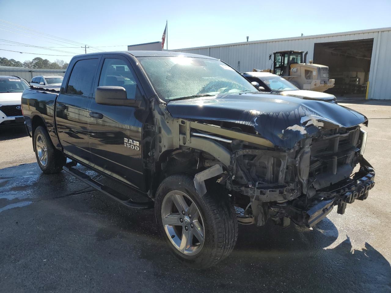 2015 RAM 1500 ST - Image 4