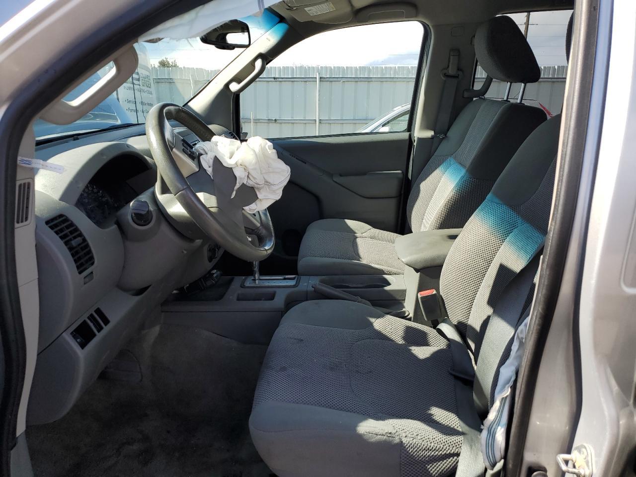 2017 NISSAN FRONTIER S - Фото 7