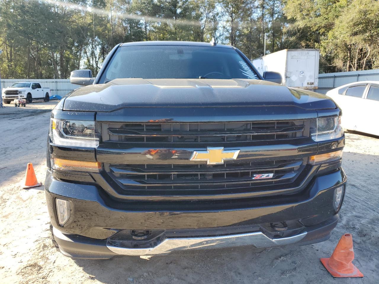 2017 CHEVROLET SILVERADO - Фото 5