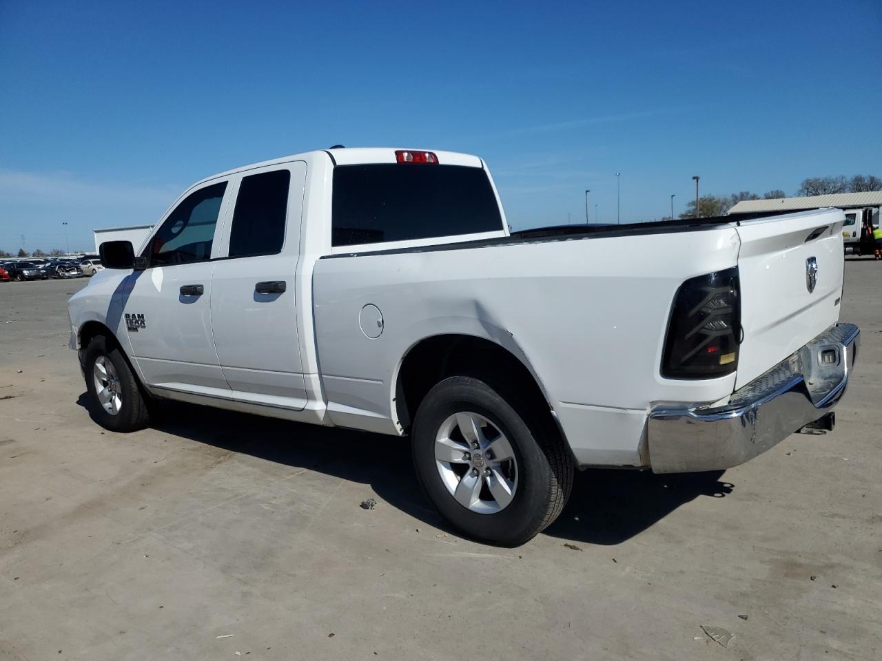 2019 RAM 1500 CLASS - Фото 2