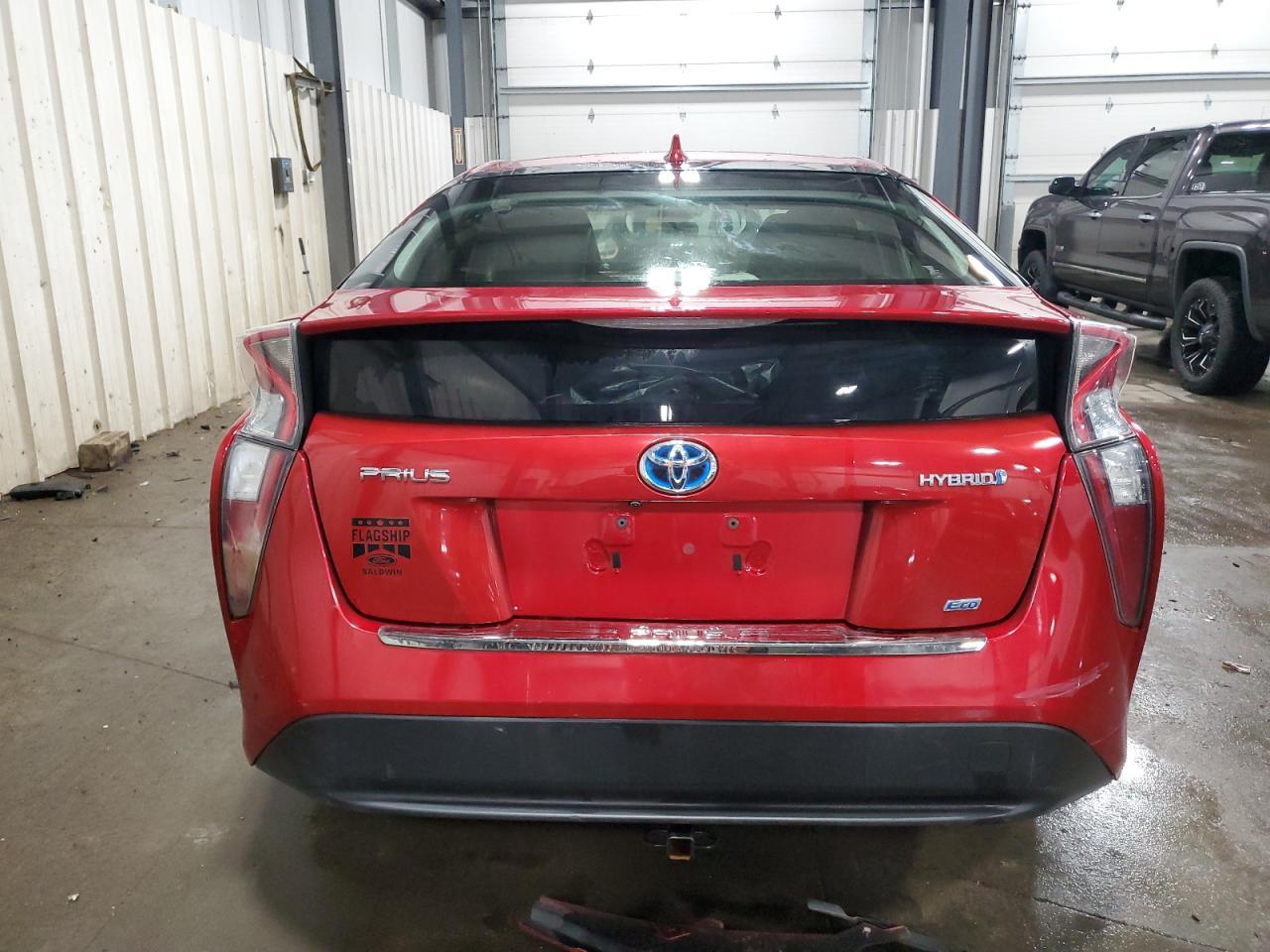 2016 TOYOTA PRIUS - Фото 6