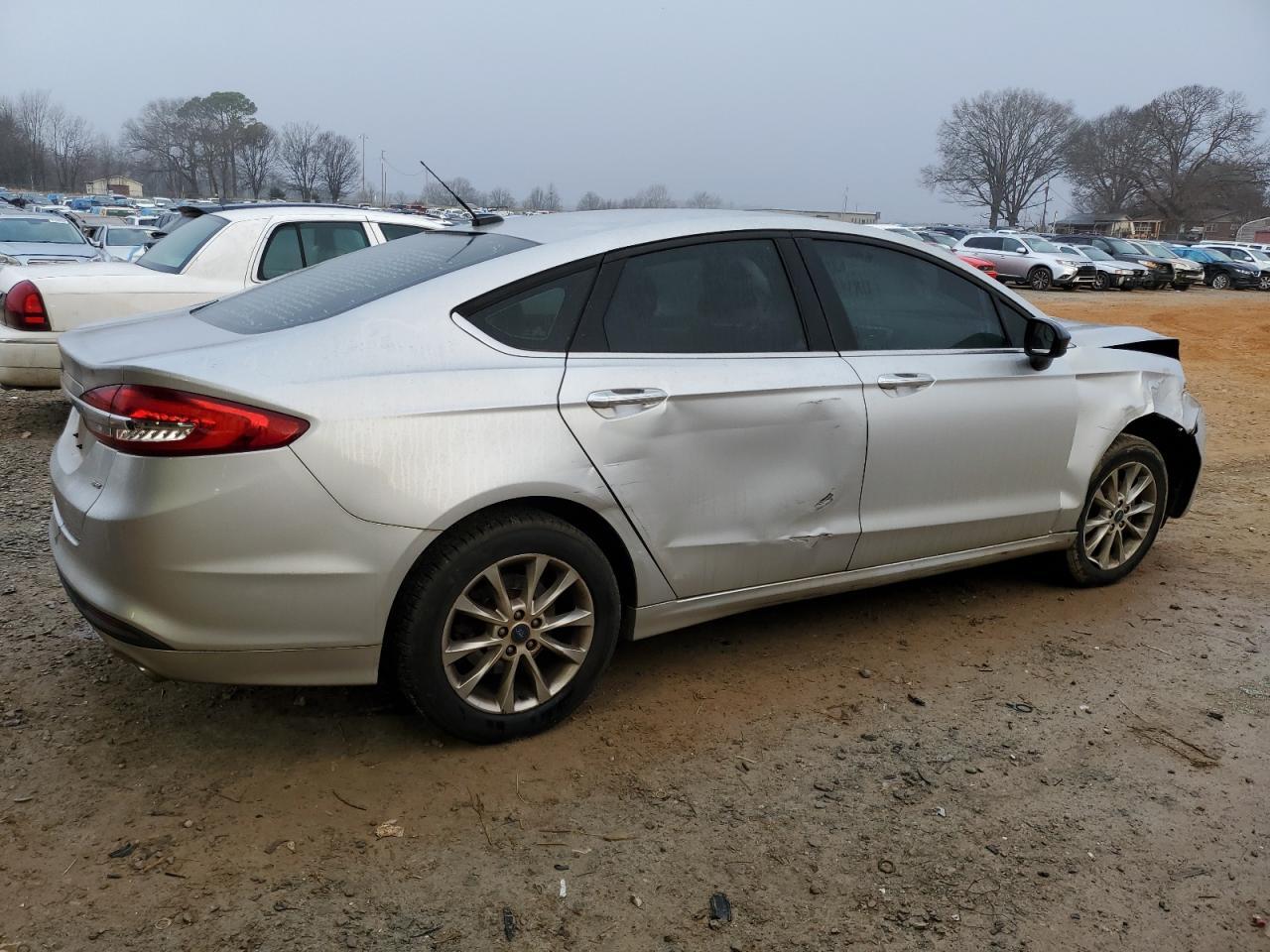 2017 FORD FUSION SE - Фото 3