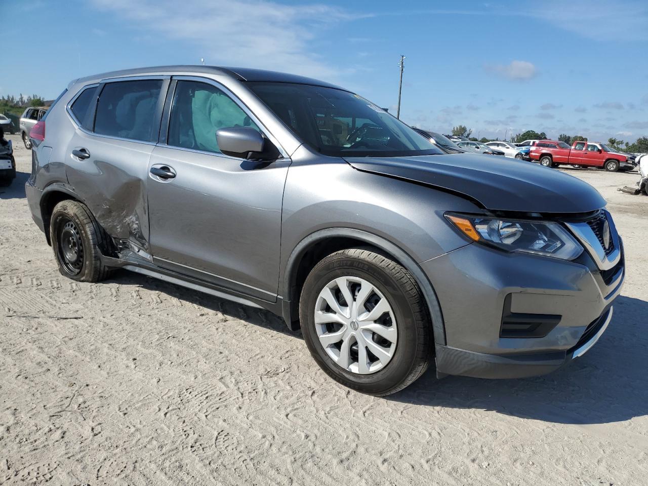 2018 NISSAN ROGUE S - Фото 4