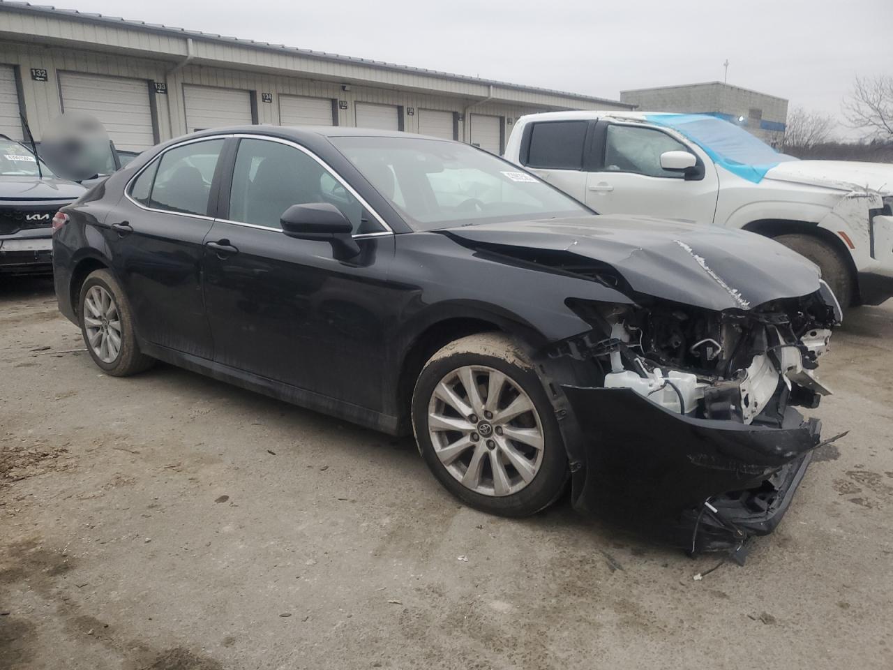 2018 TOYOTA CAMRY L - Image 4