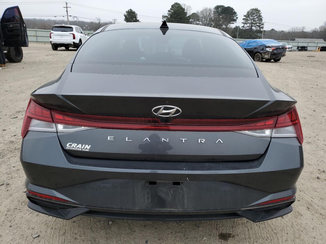 2022 HYUNDAI ELANTRA SE - Фото 6