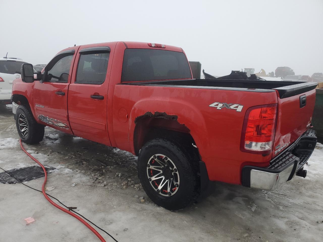 2011 GMC SIERRA K15 - Image 2