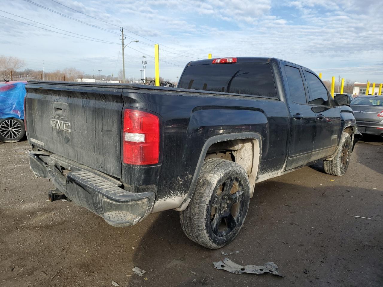 2018 GMC SIERRA K15 - Фото 3