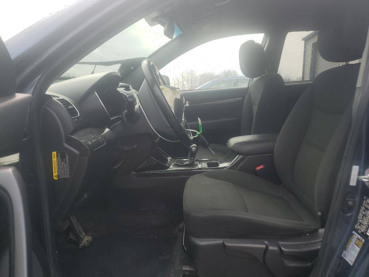 2014 KIA SORENTO LX - Image 7