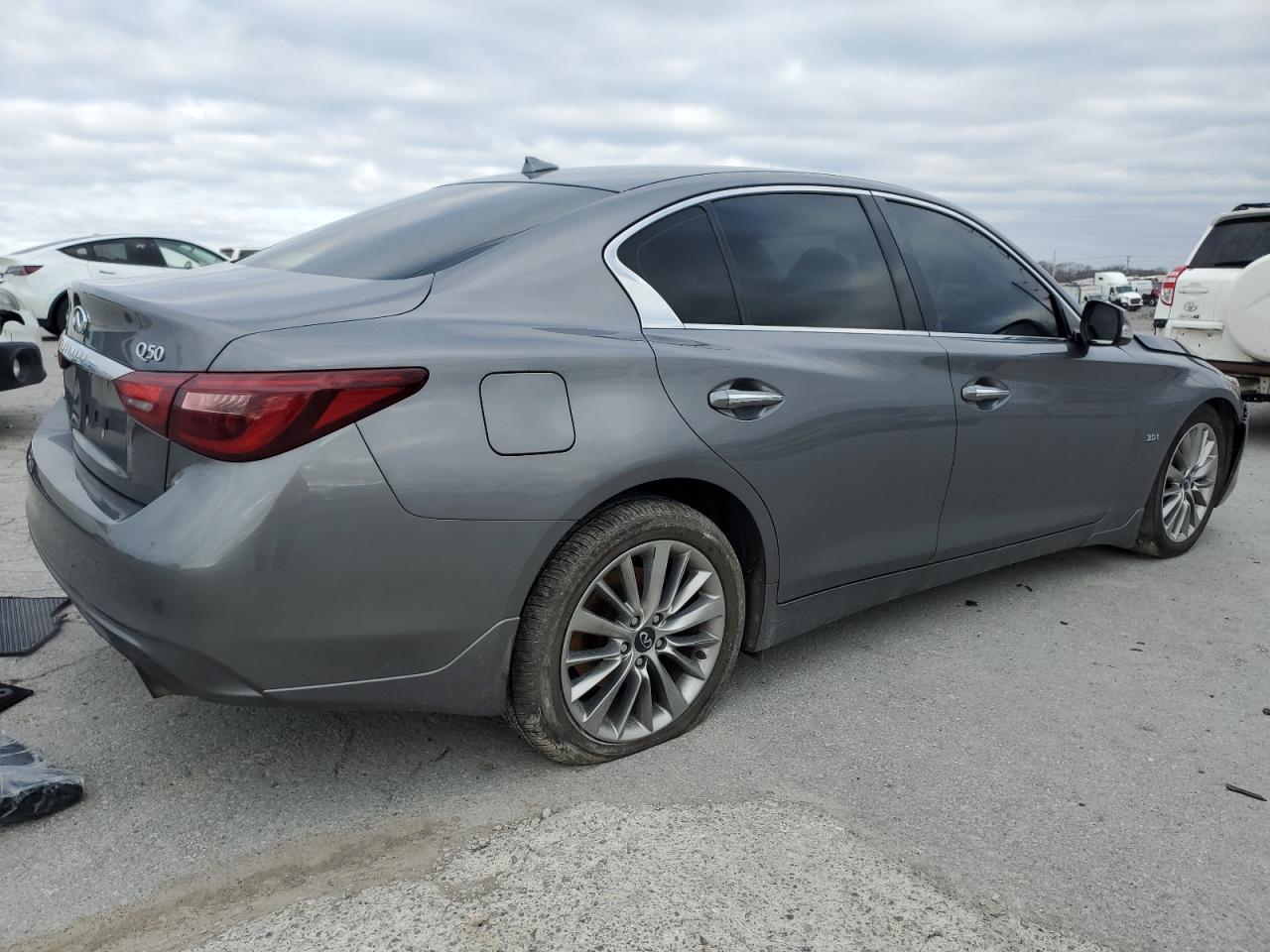 2019 INFINITI Q50 LUXE - Image 3