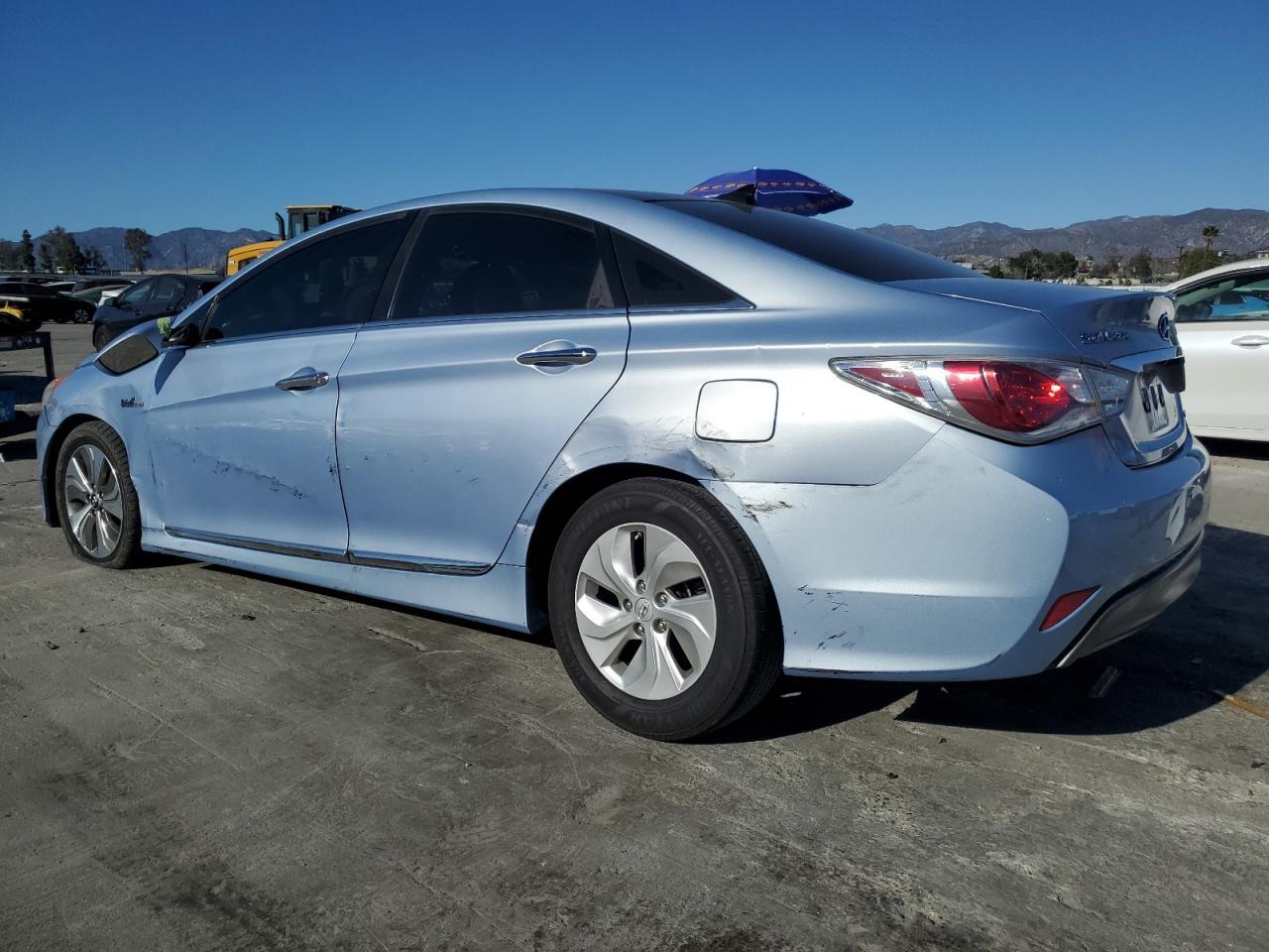 2013 HYUNDAI SONATA HYB - Фото 2