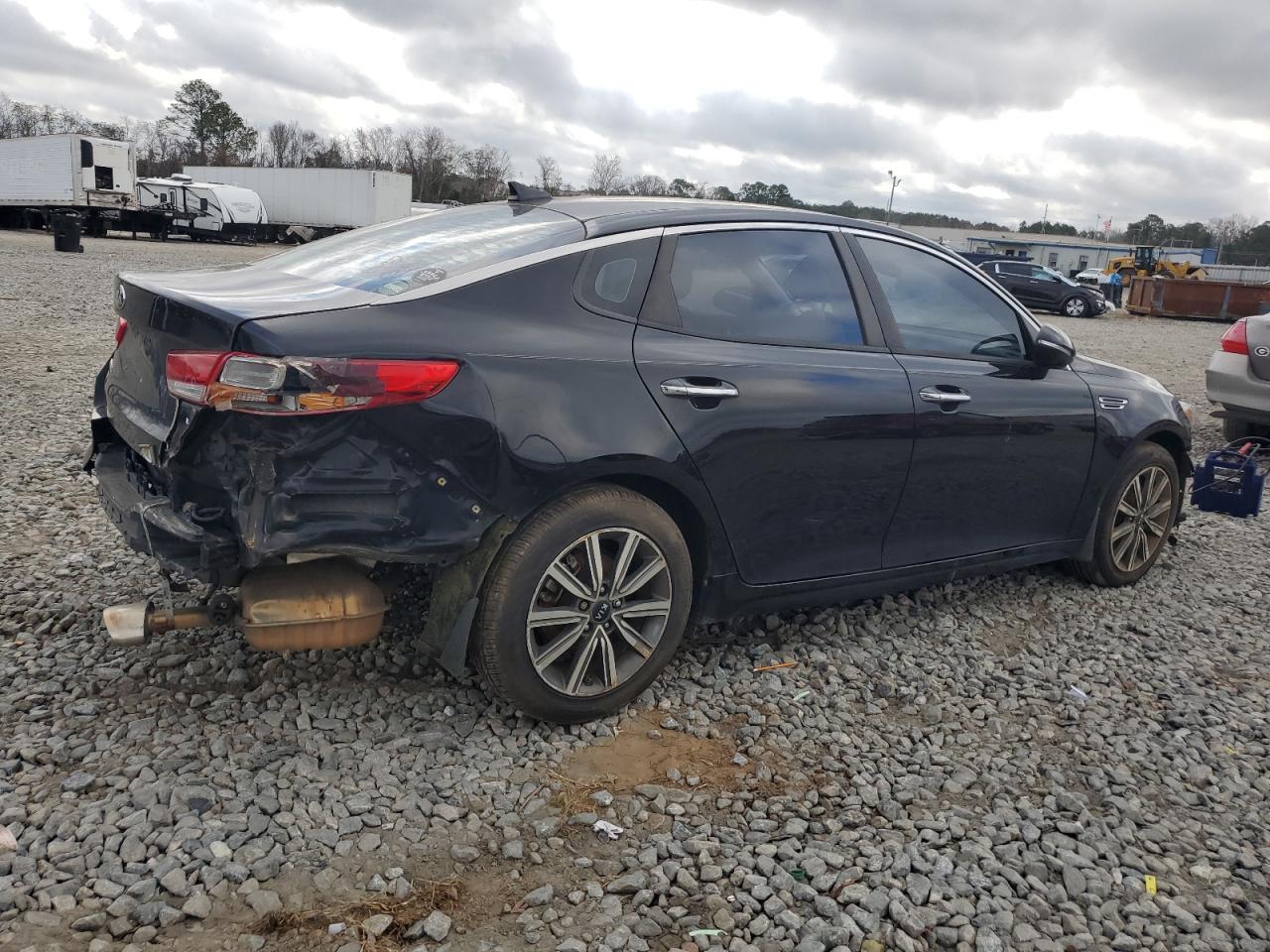 2019 KIA OPTIMA LX - Фото 3