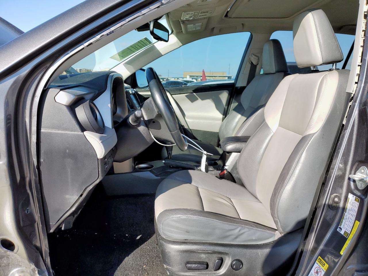 2015 TOYOTA RAV4 LIMIT - Image 7