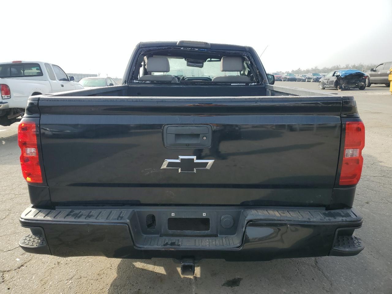 2018 CHEVROLET SILVERADO - Image 6
