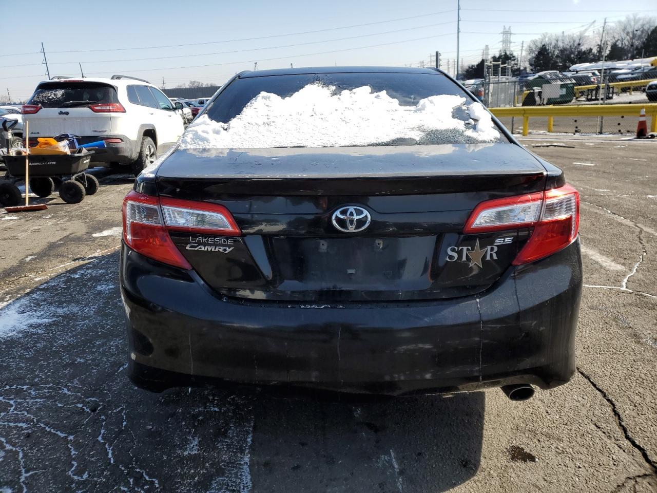 2014 TOYOTA CAMRY L - Фото 6
