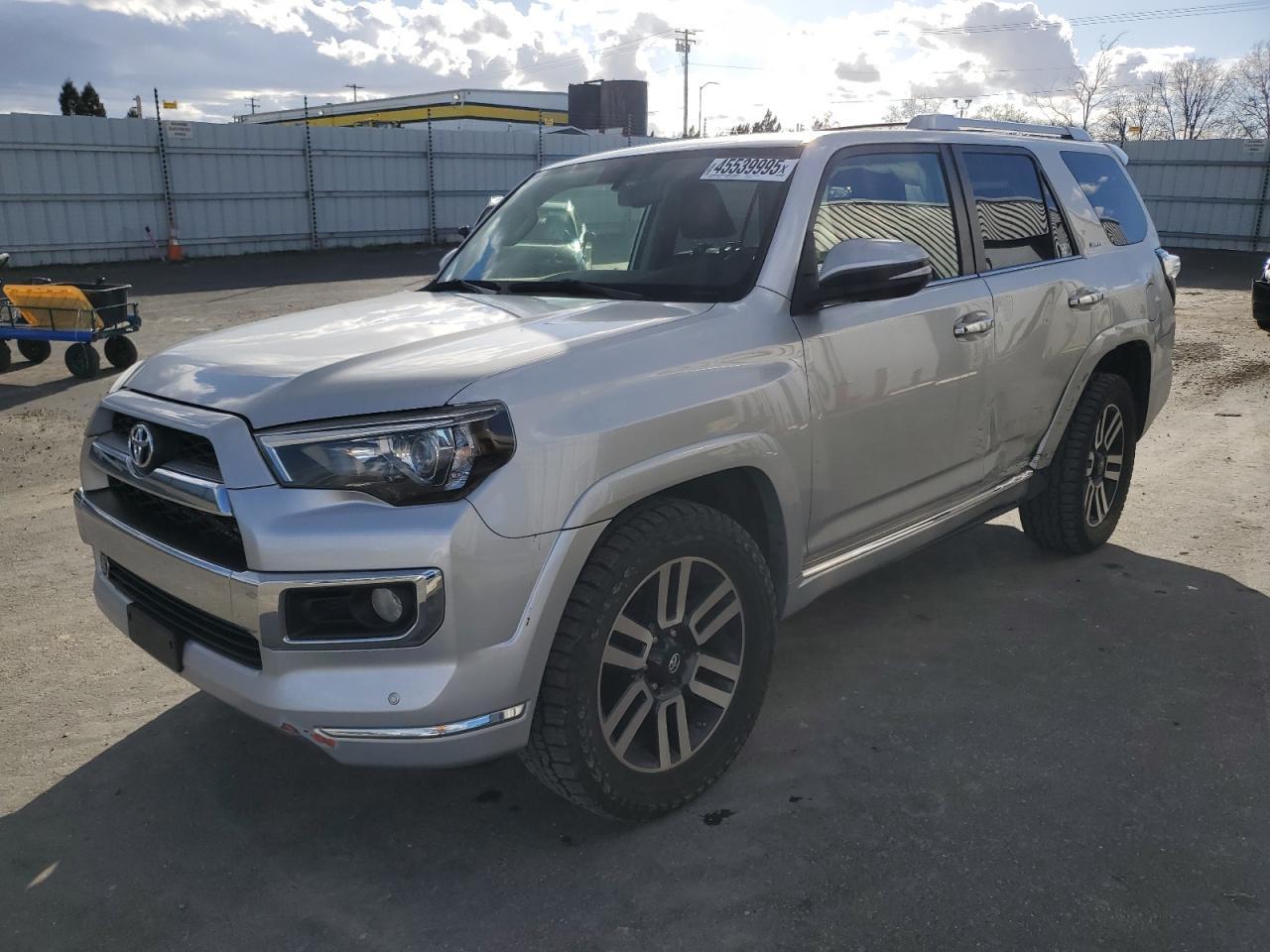 2018 TOYOTA 4RUNNER SR
