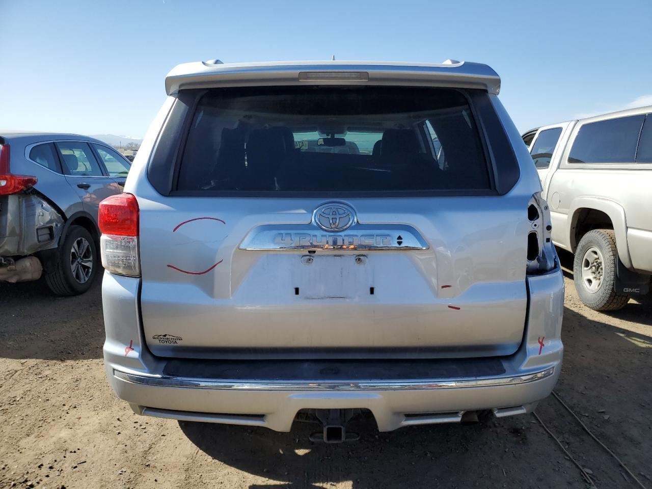 2011 TOYOTA 4RUNNER SR - Image 6