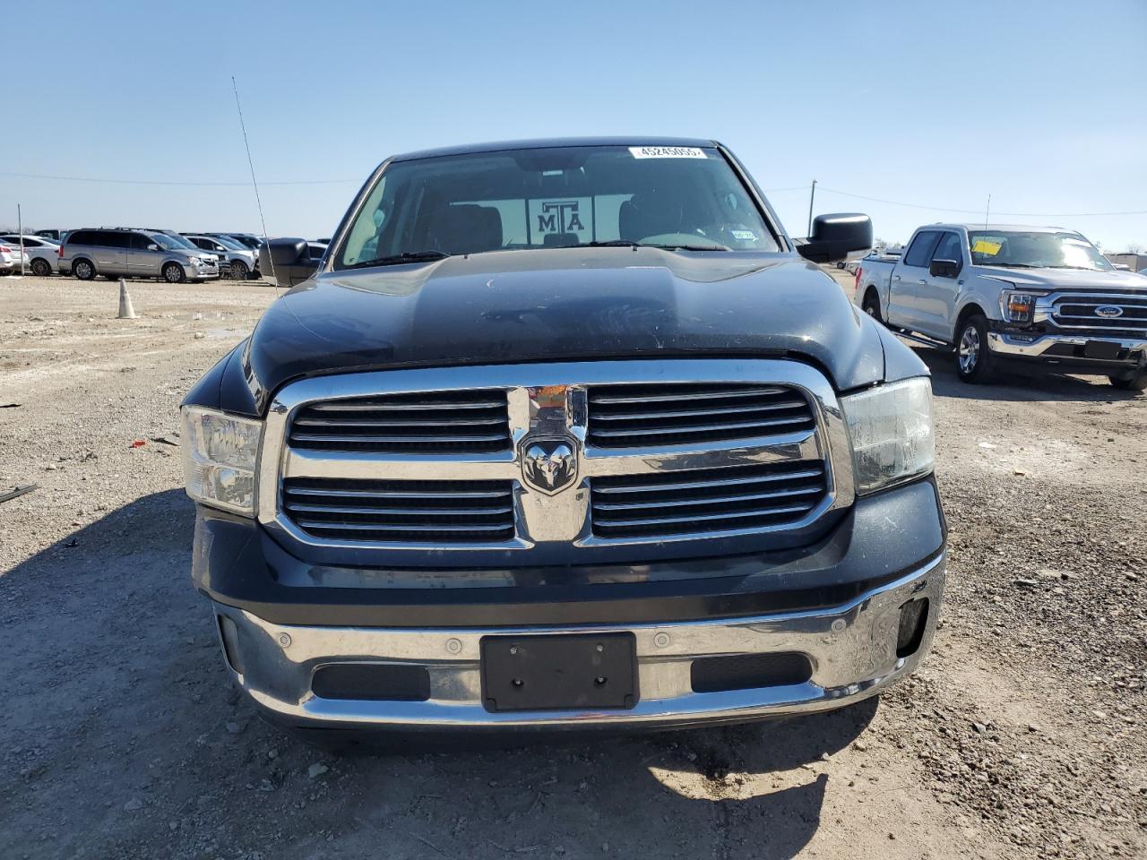 2017 RAM 1500 SLT - Фото 5