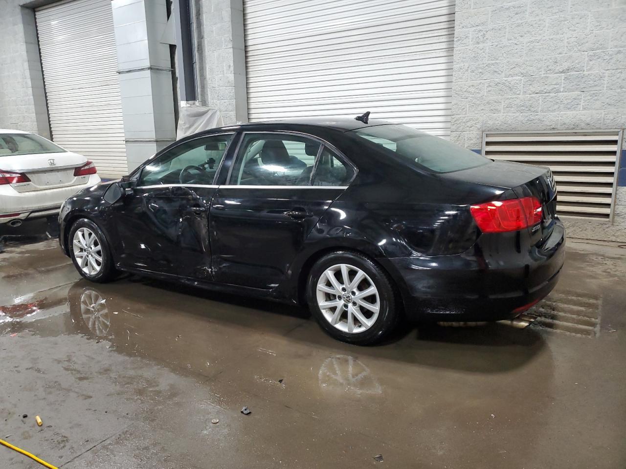 2014 VOLKSWAGEN JETTA SE - Фото 2